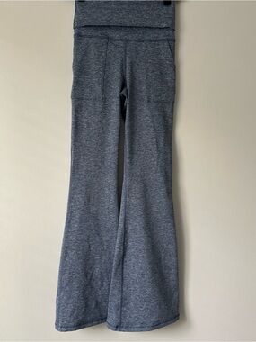 Offline By Aerie The Hugger Bootcut Hi Rise Flared Leggings Size S Yoga Pants